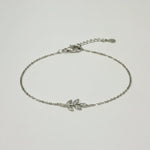 Load image into Gallery viewer, Shimmering Leaf Silver Chain Bracelet