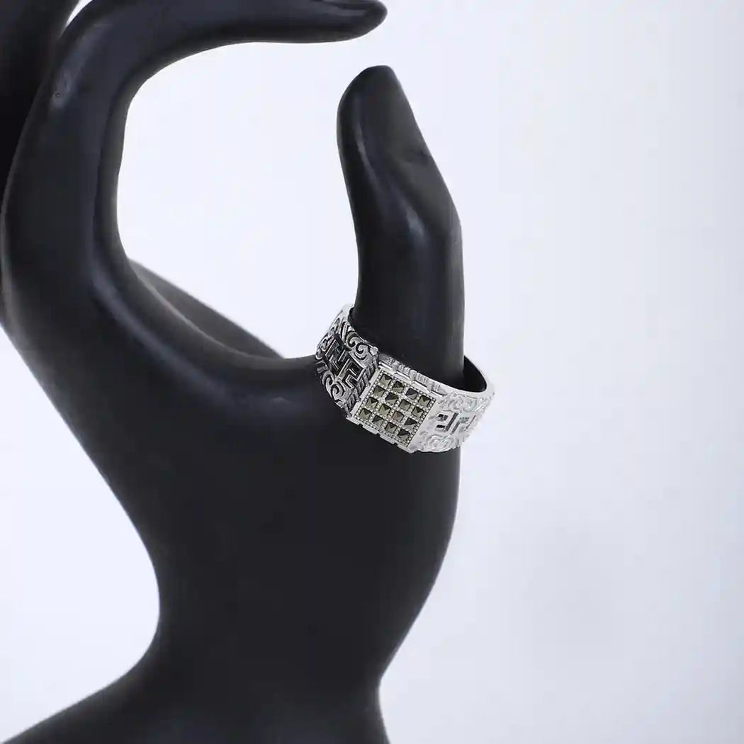 Men's Vintage Silver Ring with Geometric & Tribal Detailing