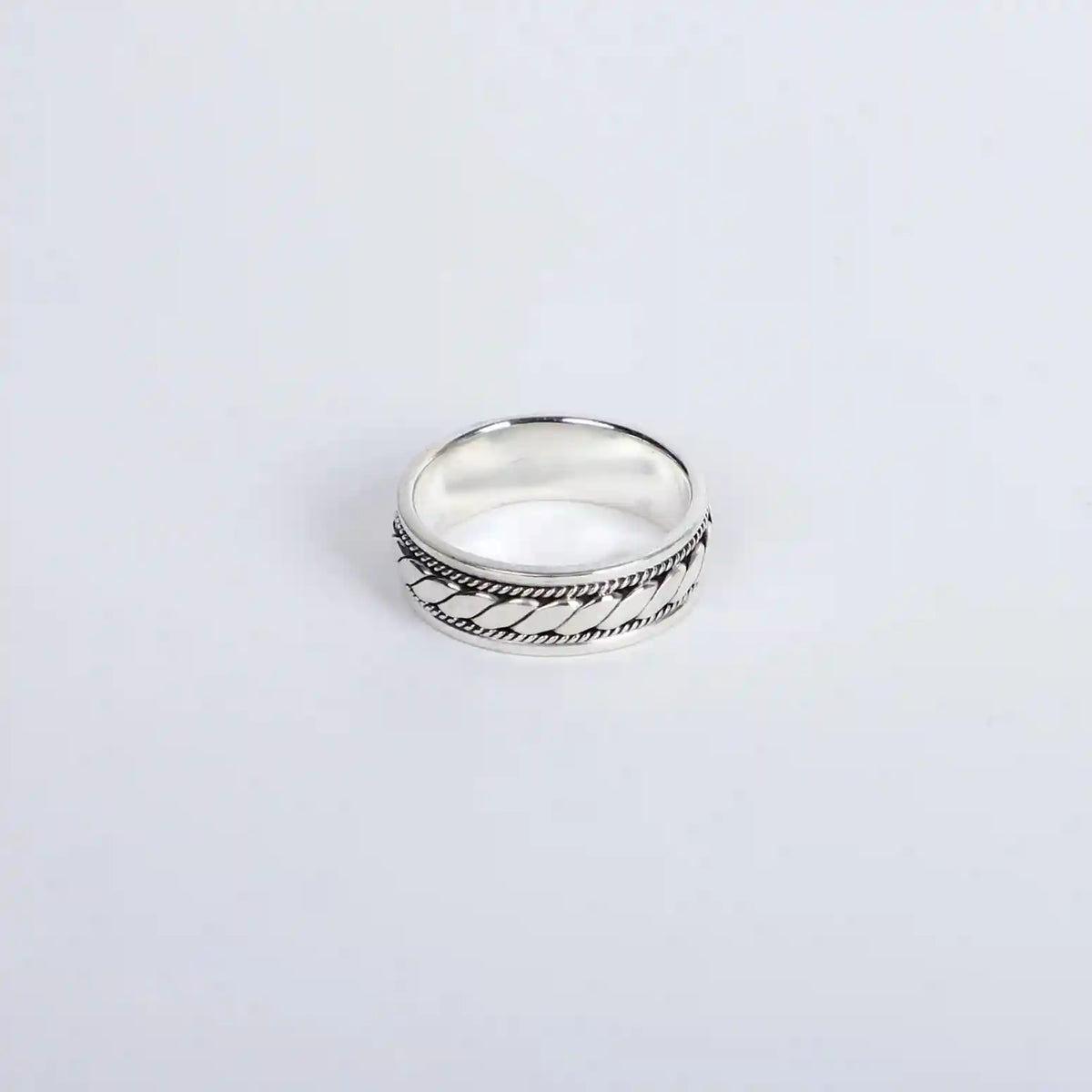 Men's silver braided spinner ring – bold & timeless design