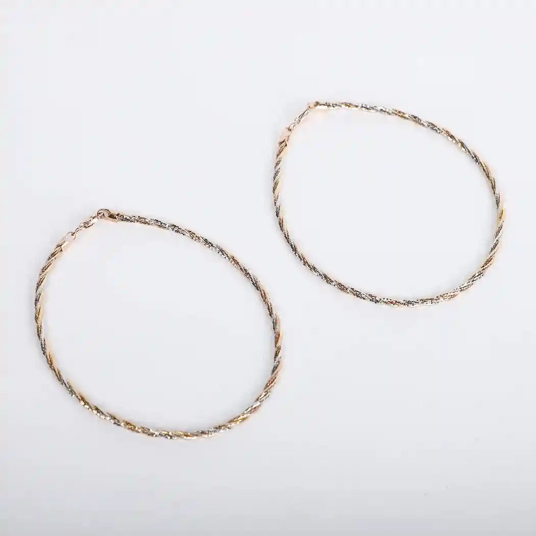 Twist of Elegance: 925 Gold-Plated Silver Anklet