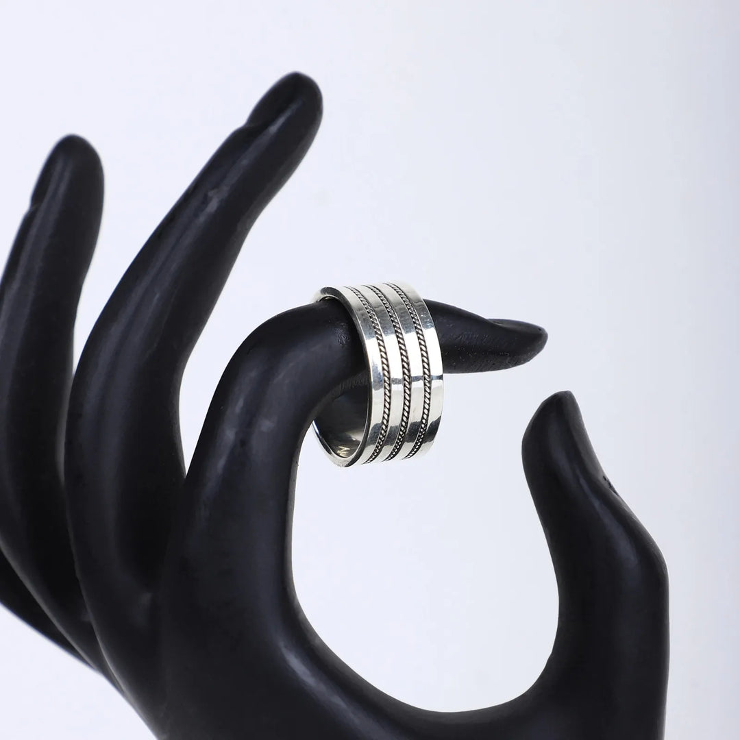 Men's Sterling Silver Textured Band Ring – Classic & Bold Design