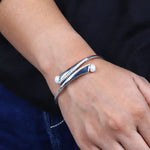 Load image into Gallery viewer, Silver Kadha Bracelet with Elegant Pearl Stud Accents
