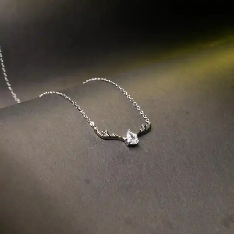 925 Silver Chain with Graceful Deer Pendant – Wild Elegance