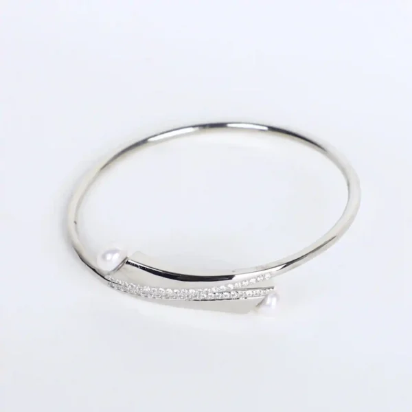 Silver Kadha Bracelet with Elegant Pearl Stud Accents - Image 2