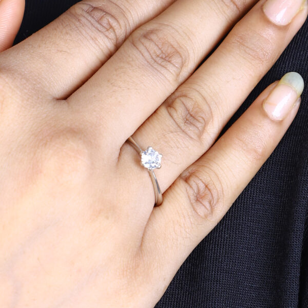 Women's Elegant Classic Solitaire Silver Ring with Sparkling Cubic Zirconia - Image 3