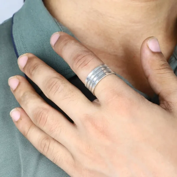 Men's Sterling Silver Textured Band Ring – Classic & Bold Design - Image 4