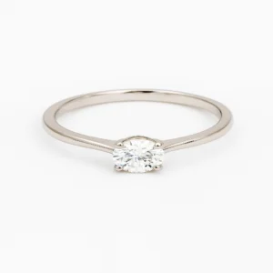Women's Elegant Classic Solitaire Silver Ring with Sparkling Cubic Zirconia