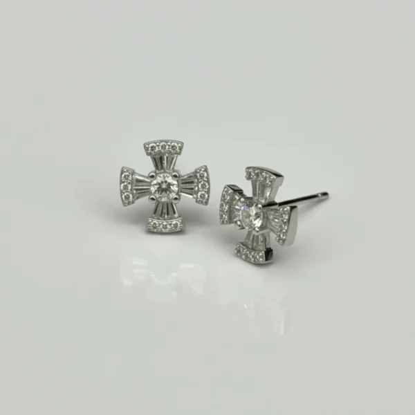 Dazzling Petal Silver Stud Earrings - Image 3