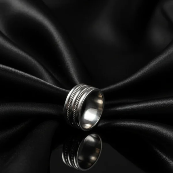 Classic Groove Silver Men’s Ring - Image 2